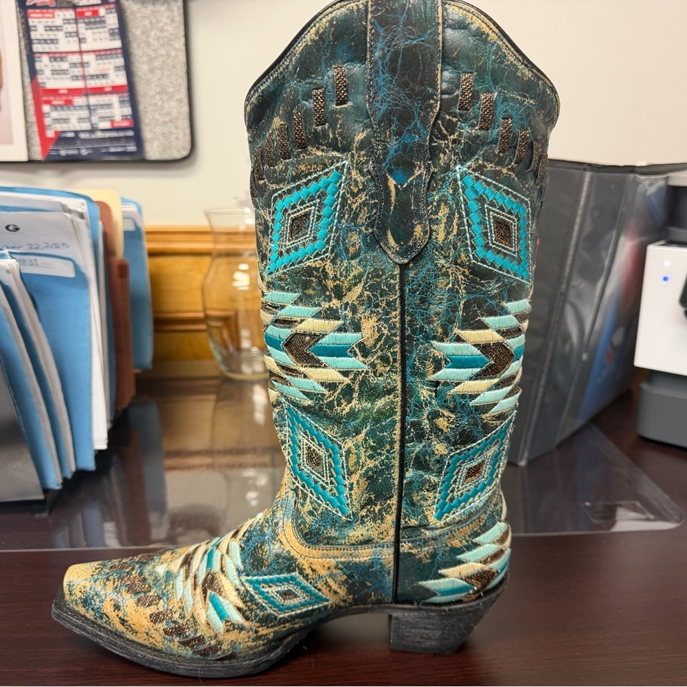 Turquoise distressed Aztec Corral Boots